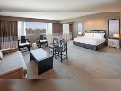 Luxe Hotel Sunset Blvd